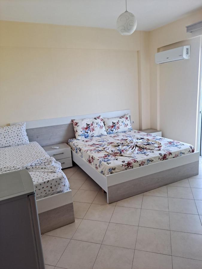Vila Dasho Sarandë エクステリア 写真